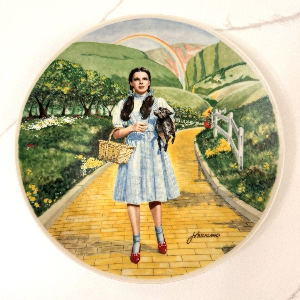 KNOWLES "OVER THE RAINBOW" COLLECTOR PLATE Wizard Of Oz MGM DOROTHY AND TOTO